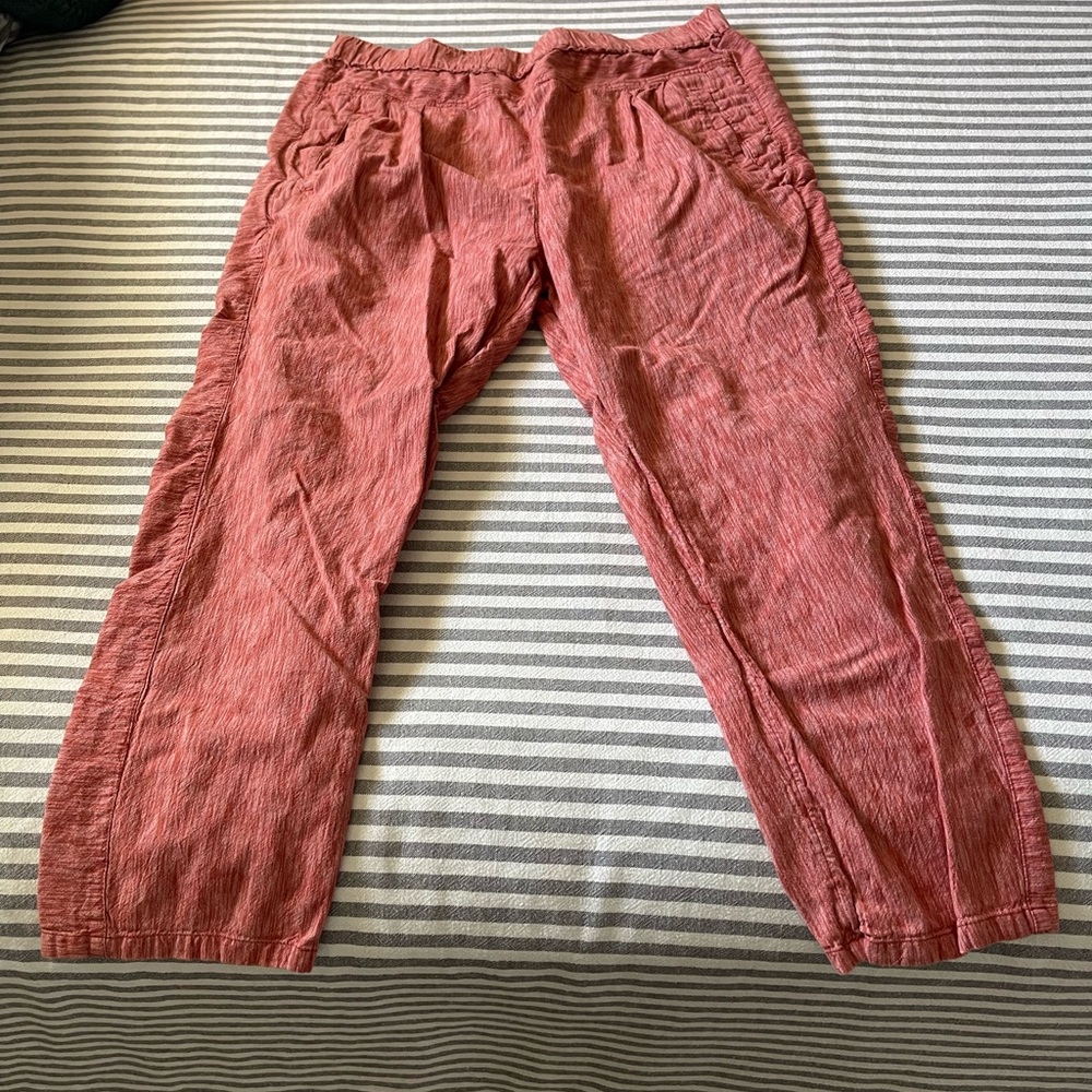 Women’s Casual Pants Size Medium